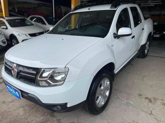 RENAULT DUSTER OROCH 1.6 16V FLEX DYNAMIQUE 4P MANUAL RENAULT DUSTER OROCH 1.6 16V FLEX DYNAMIQUE 4P MANUAL